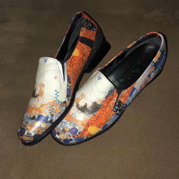ICON ‘Woman & Child’ Loafers - Picture 1 of 8